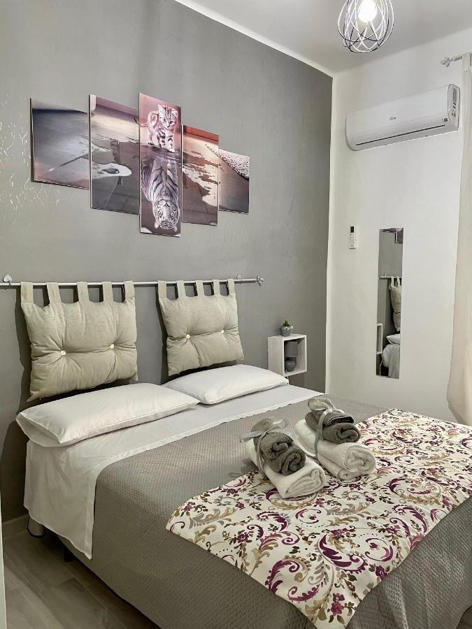 Rosaria'S Home Μπρίντιζι Εξωτερικό φωτογραφία